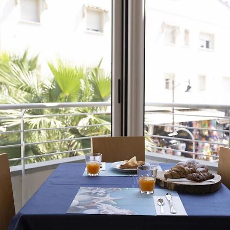 Hotel Eden B&B Cattolica Esterno foto