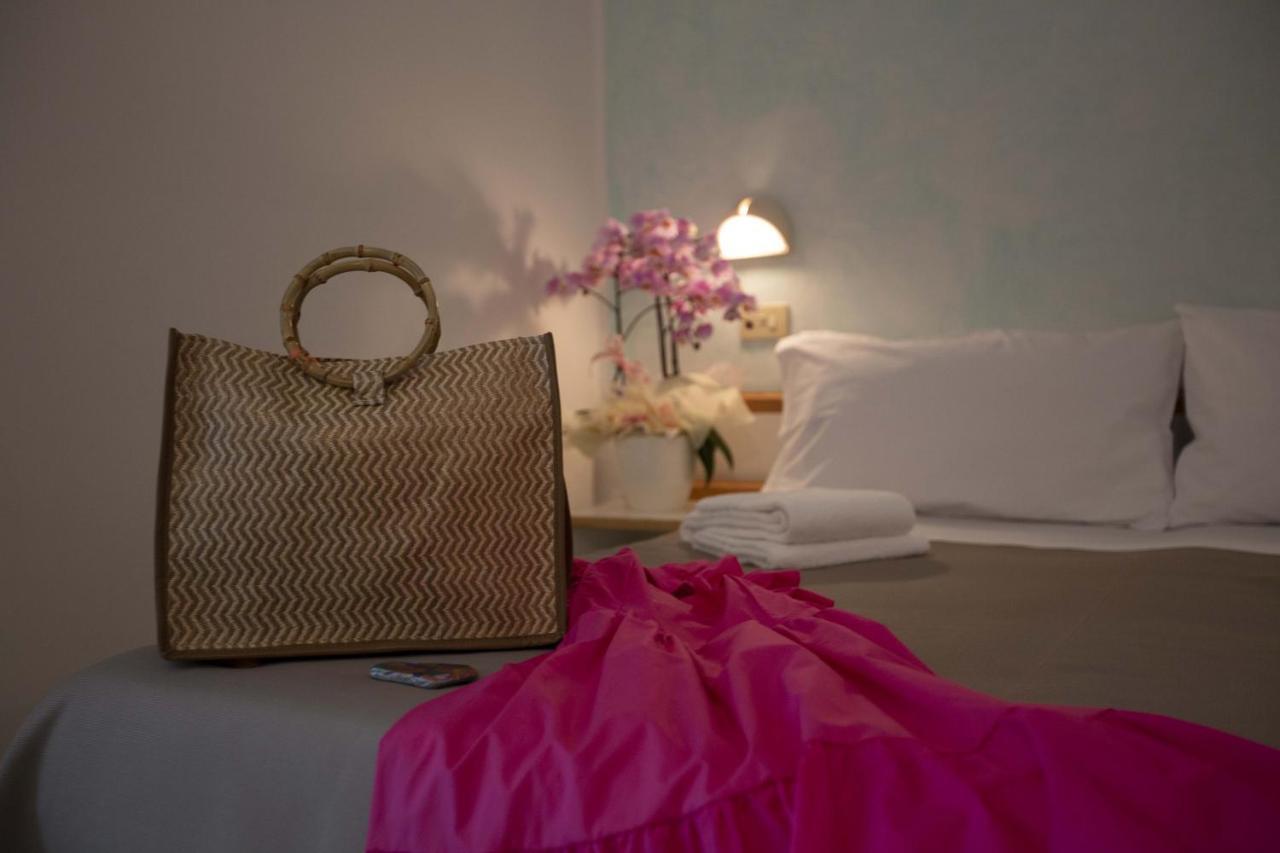 Hotel Eden B&B Cattolica Esterno foto