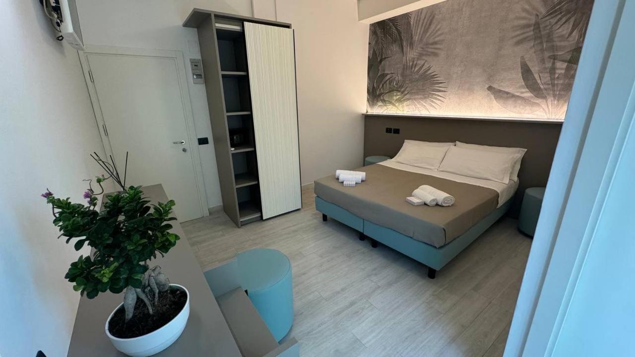Hotel Eden B&B Cattolica Esterno foto