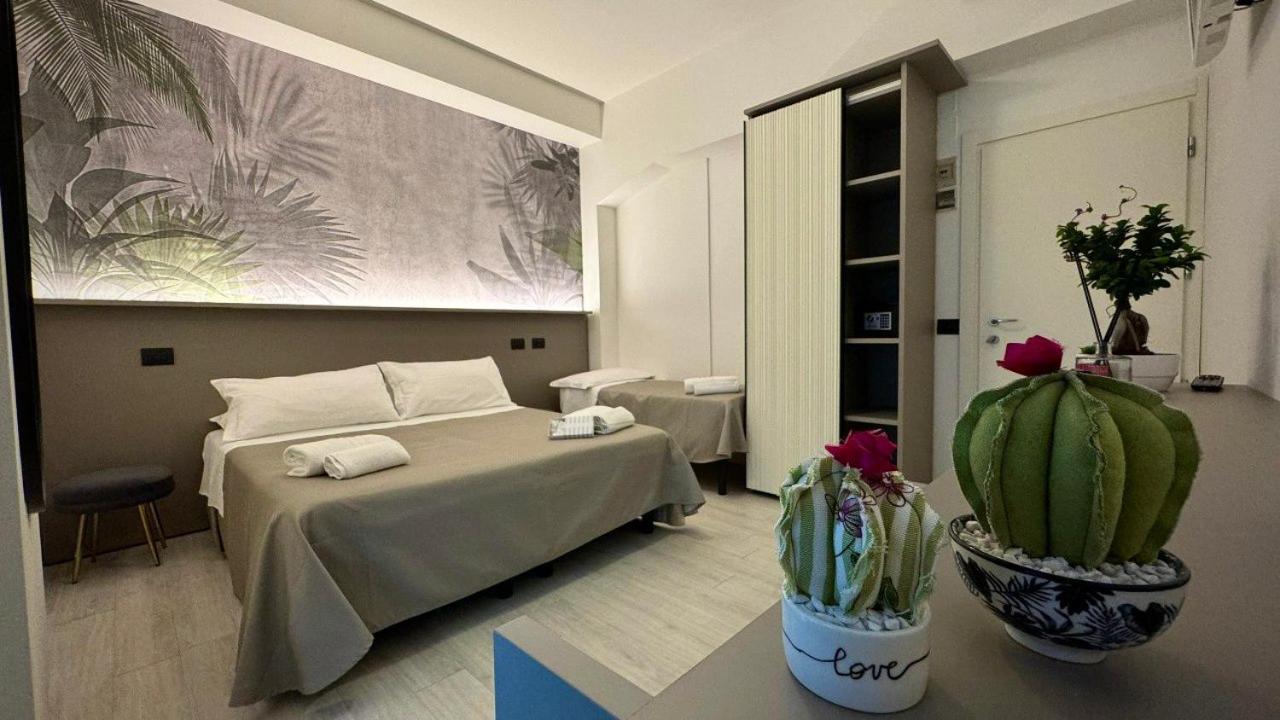 Hotel Eden B&B Cattolica Esterno foto